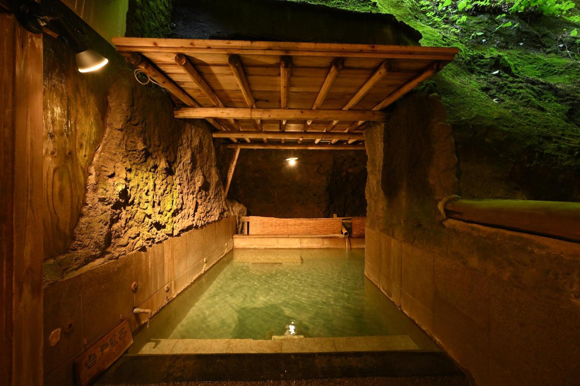 Osakaya Ryokan Kusatsu  Eksteriør billede