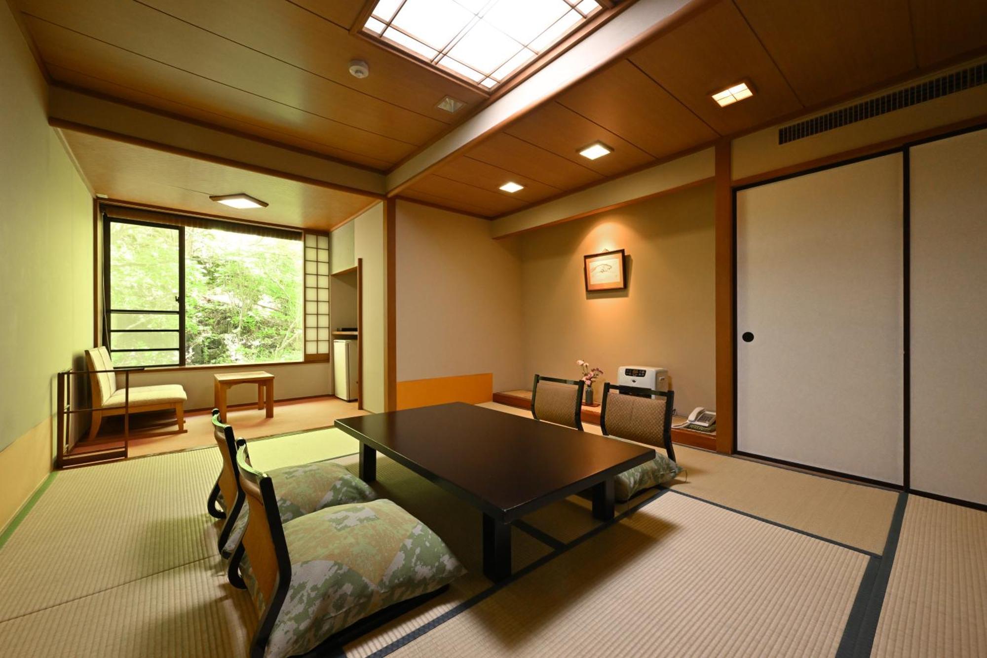 Osakaya Ryokan Kusatsu  Eksteriør billede