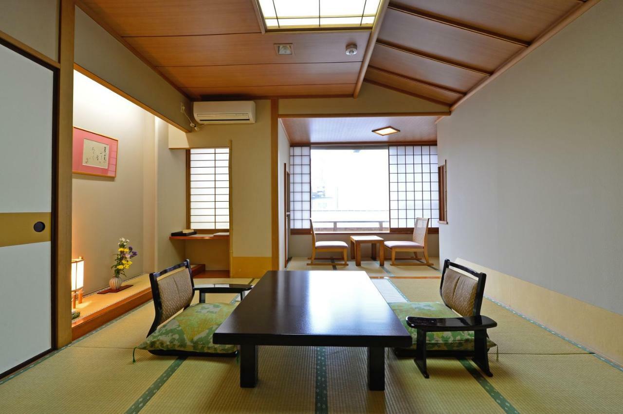 Osakaya Ryokan Kusatsu  Eksteriør billede
