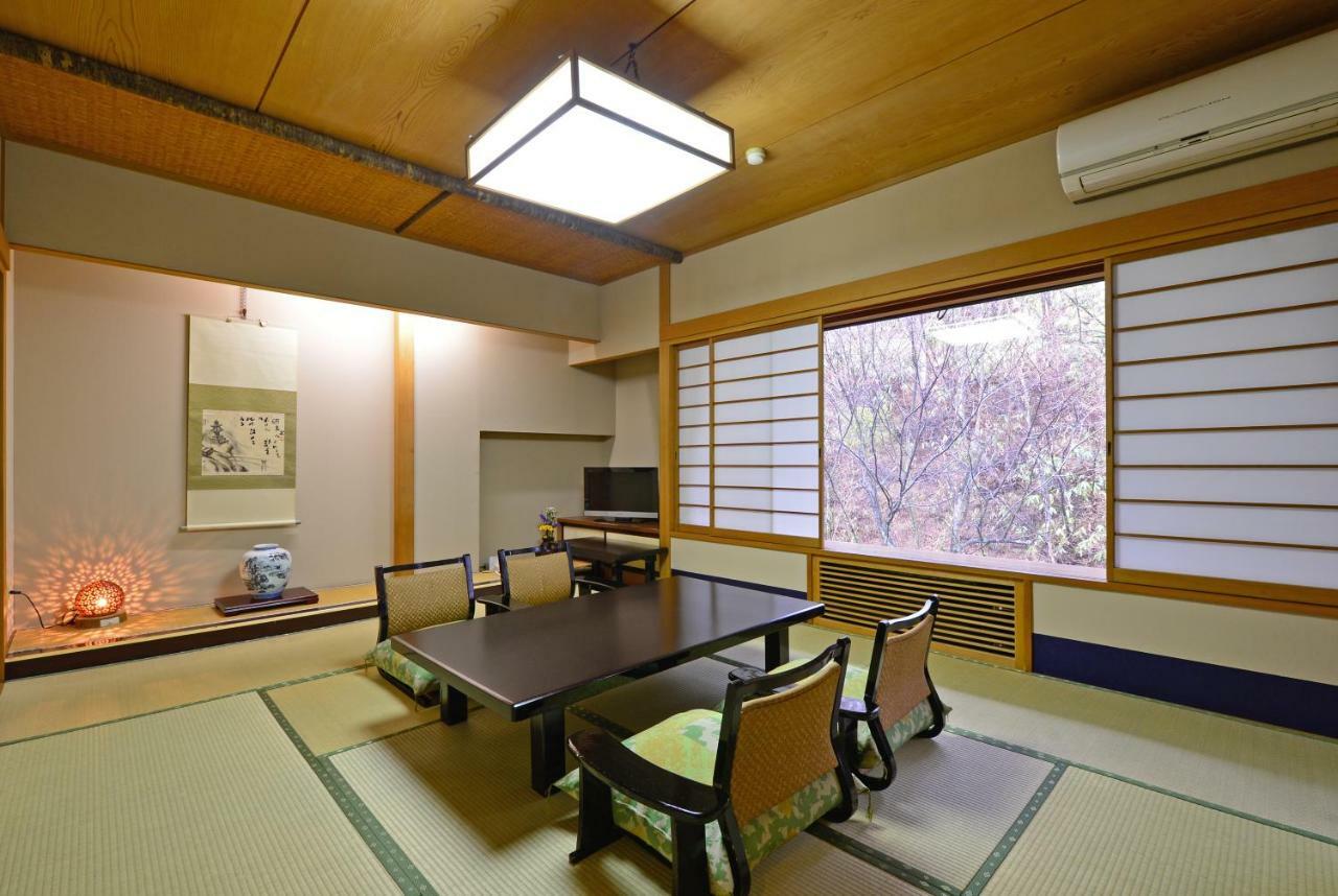 Osakaya Ryokan Kusatsu  Eksteriør billede